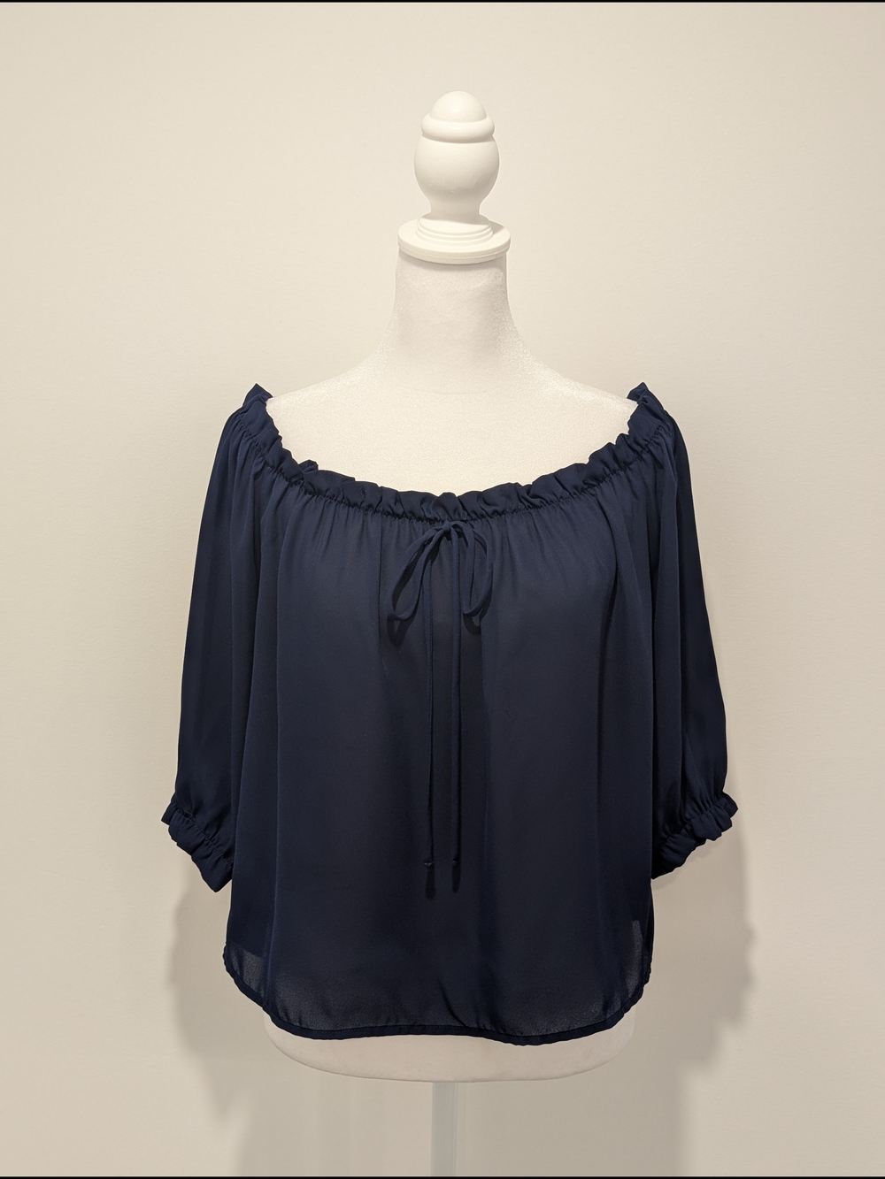 Simons twik Navy Off-Shoulder Peasant Blouse